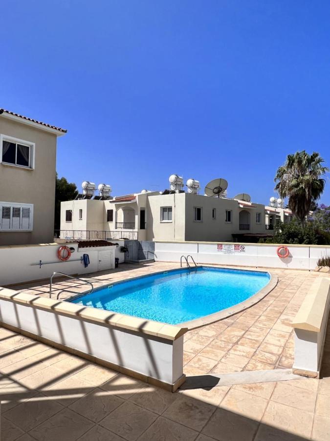 Sirena Kings Apartamento Pafos Exterior foto