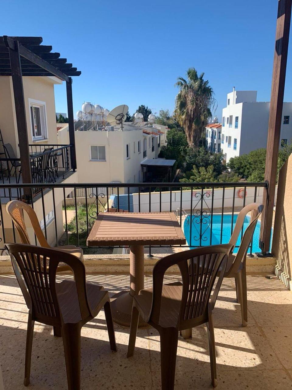 Sirena Kings Apartamento Pafos Exterior foto
