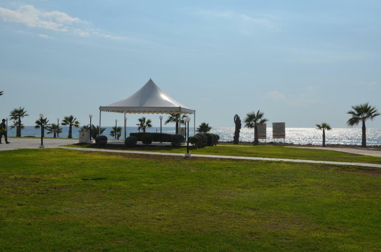 Sirena Kings Apartamento Pafos Exterior foto